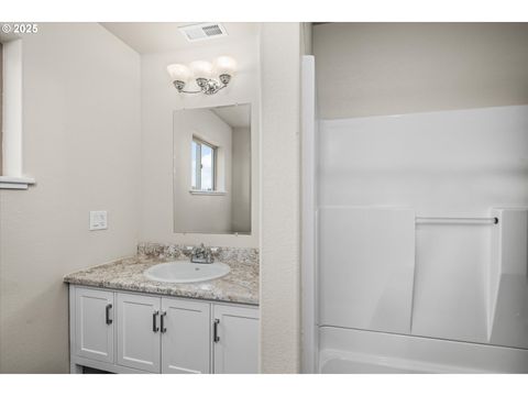 Tiny photo for 37381 Riverside Dr, Pleasant Hill, OR 97455 (MLS # 416939024)