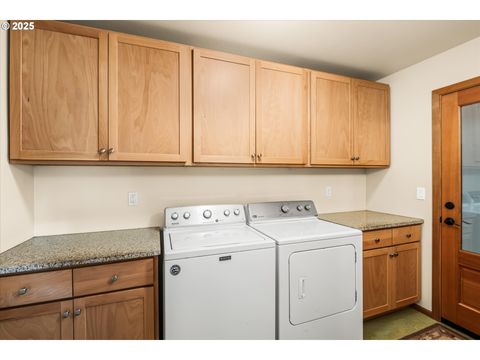 Tiny photo for 37381 Riverside Dr, Pleasant Hill, OR 97455 (MLS # 416939024)