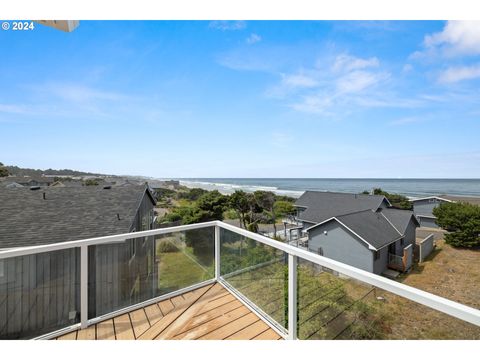 A home in Lincoln City