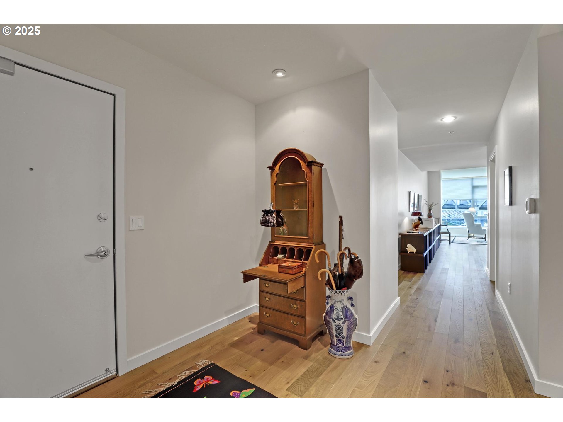 1920 S RIVER DR E 804