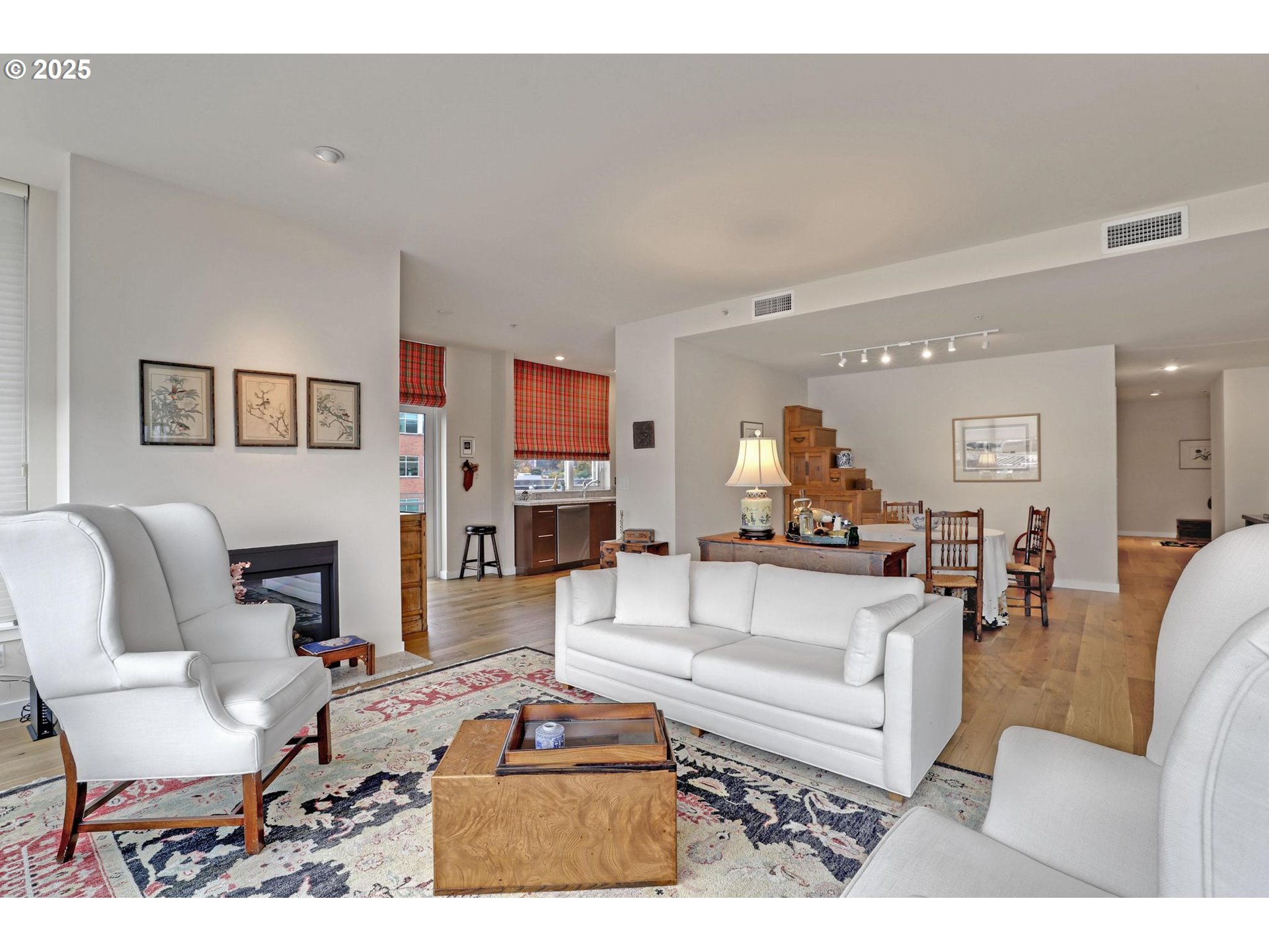 1920 S RIVER DR E 804