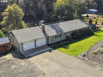 451 WOODRUFF MOUNTAIN RD Roseburg OR 97471