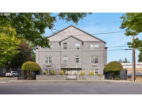 10345 NE CLACKAMAS ST 15 Portland OR 97220