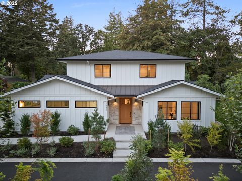 3884 LAKE GROVE AVE Lake Oswego OR 97035