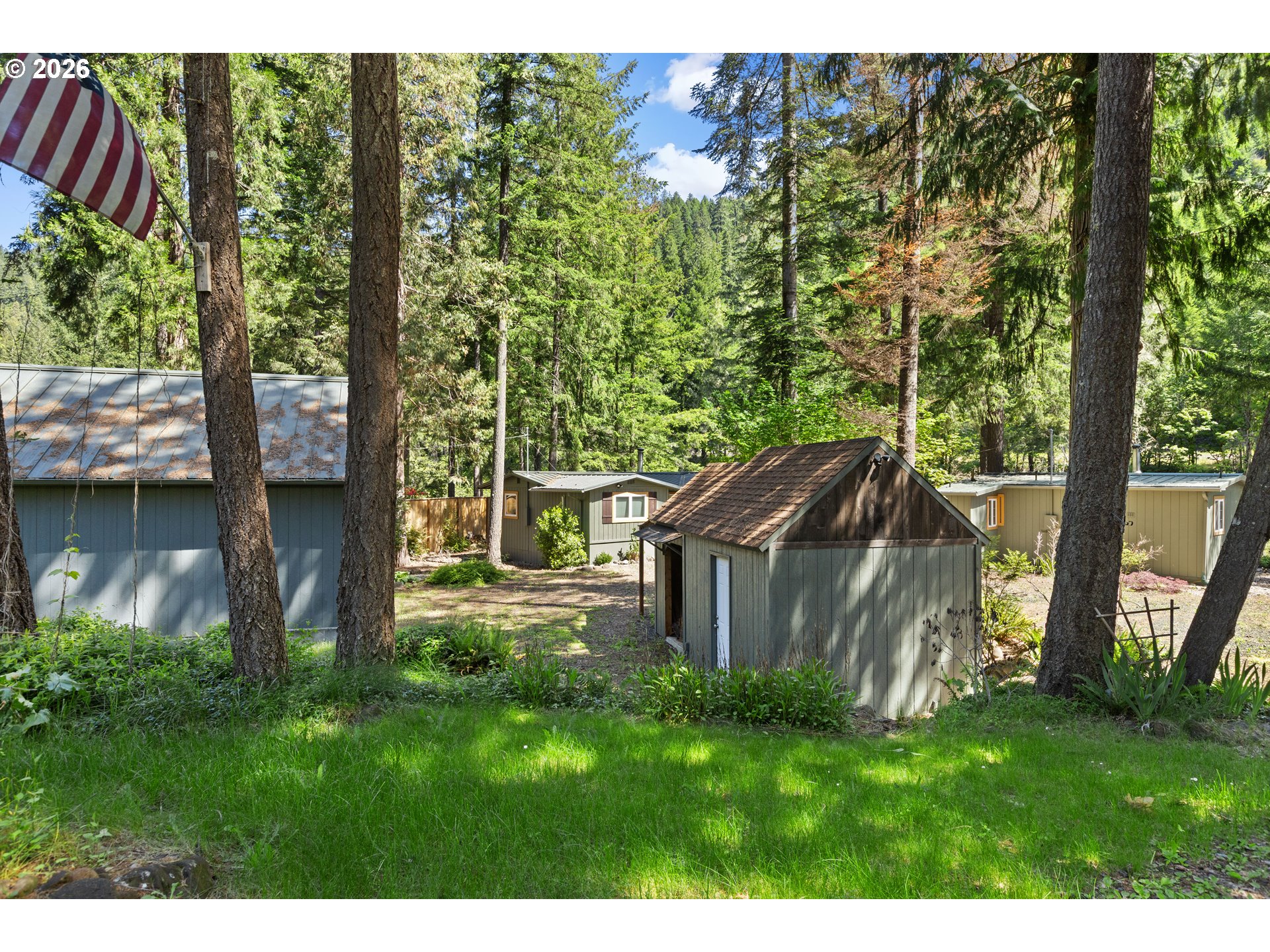 271 ANITA LN
