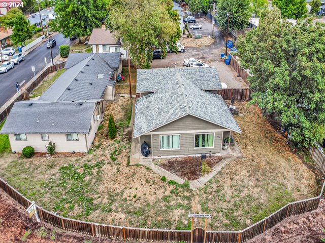 3208 NE BROADWAY apt 522-528 ST NE