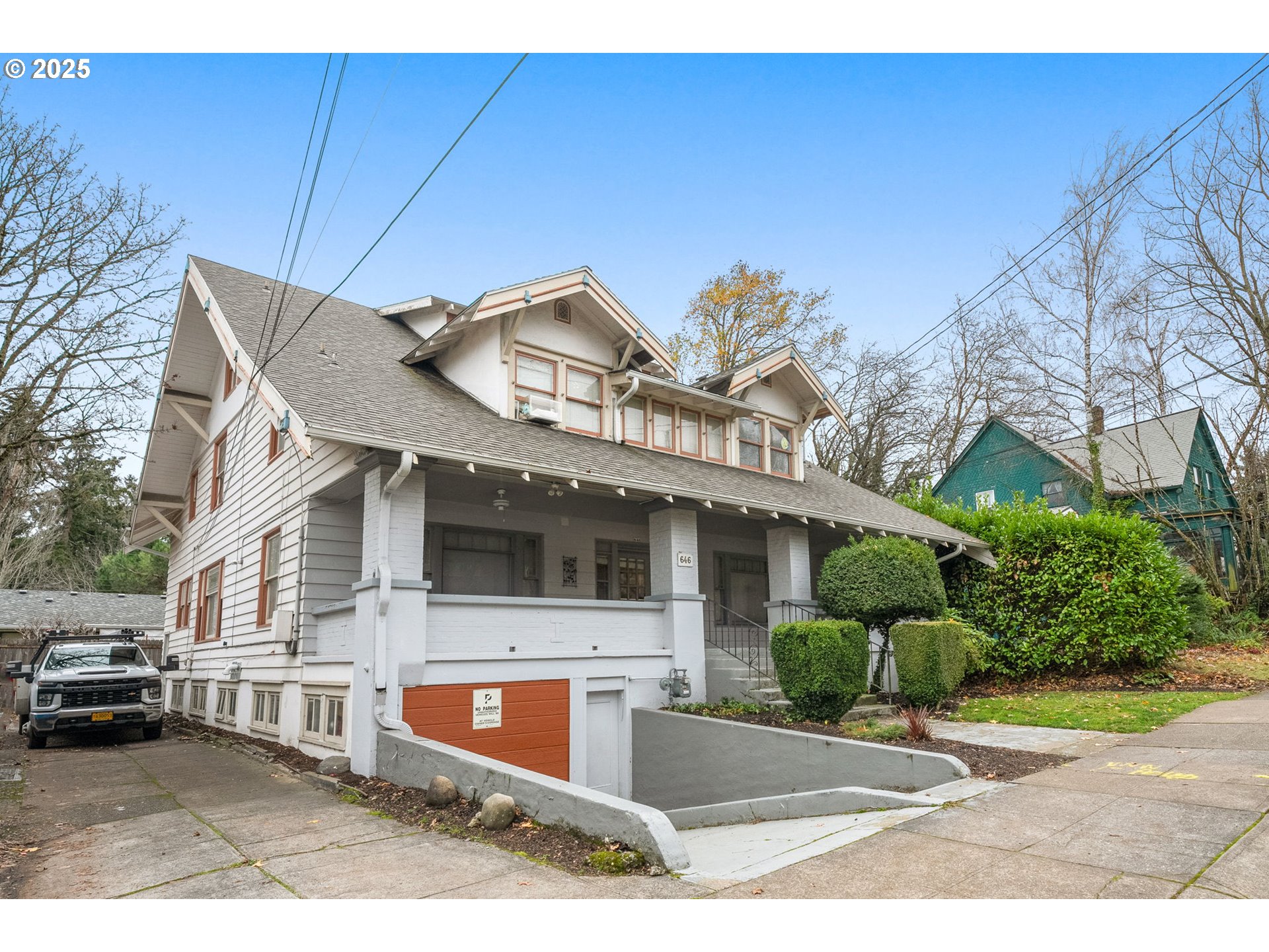 646 SE 60TH AVE