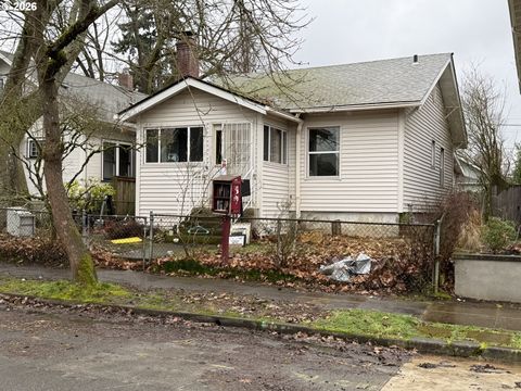 4643 NE 28TH AVE Portland OR 97211