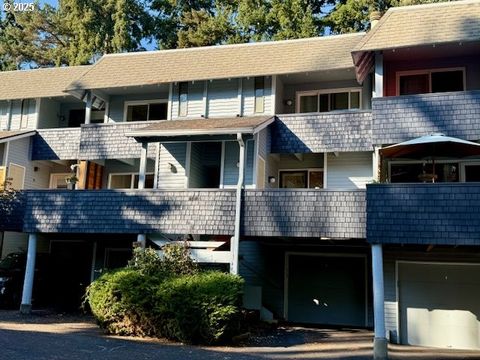 19675 NW QUAIL HOLLOW DR Portland OR 97229