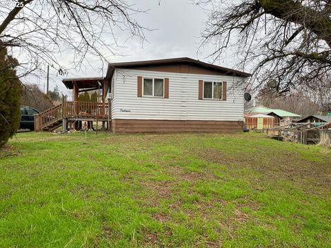 A home in Wasco