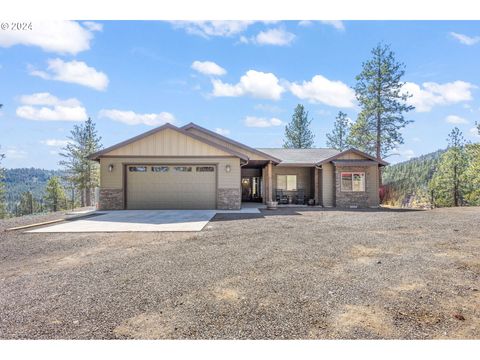 A home in Prineville