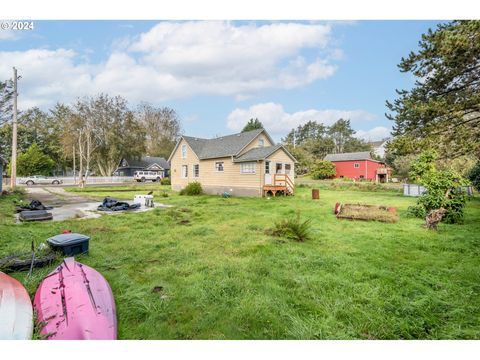 A home in Ilwaco