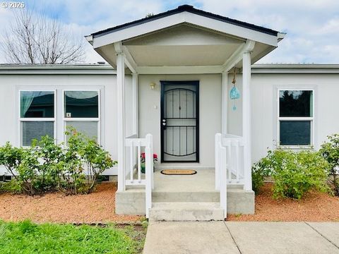 2438 MAIA LOOP Springfield OR 97477