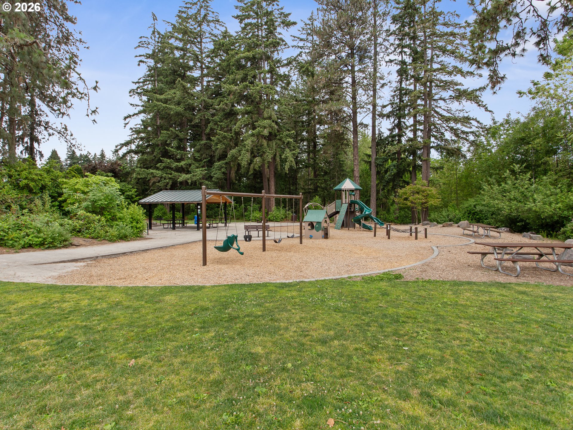 17184 SW PLEASANTON LN