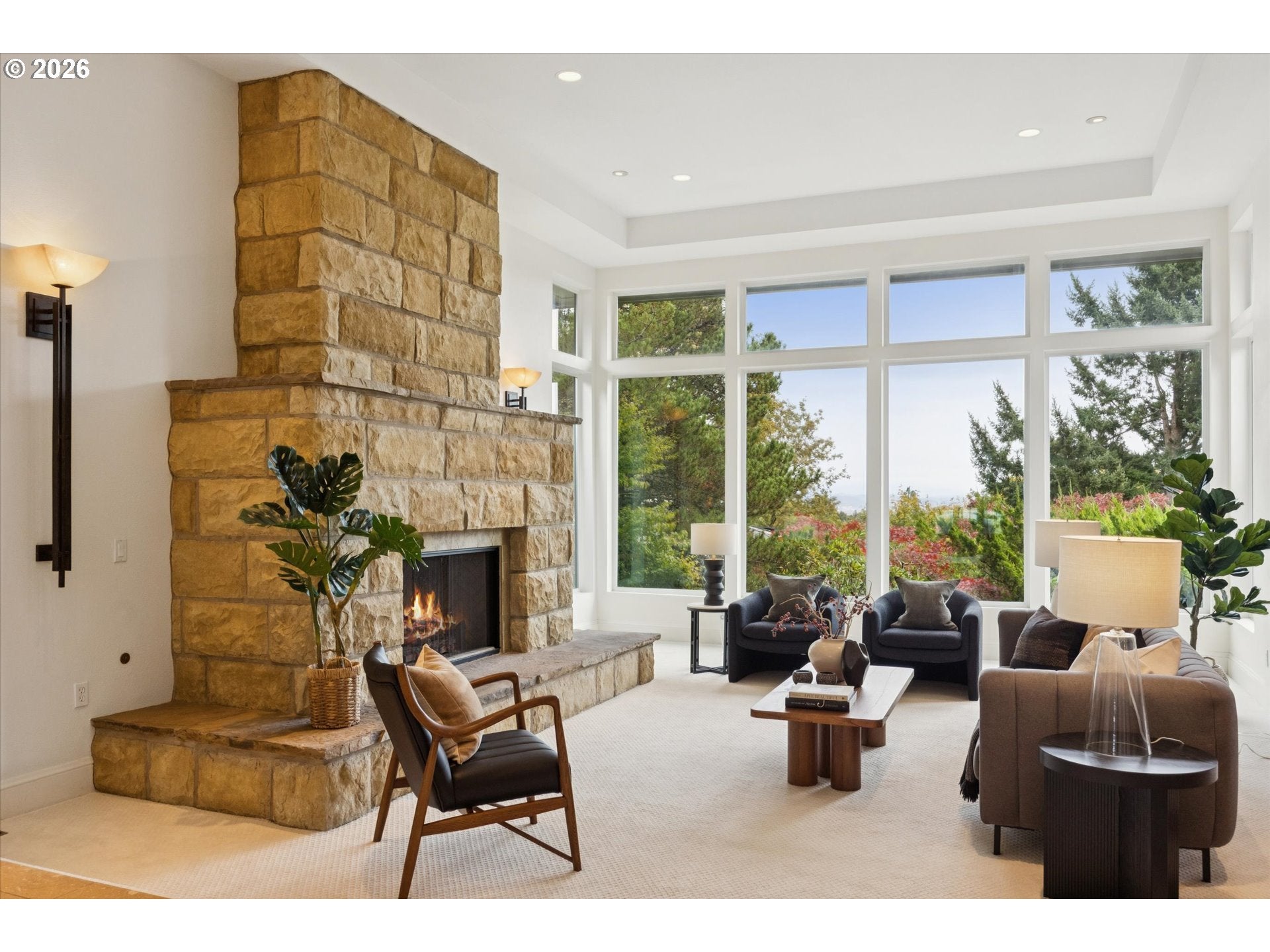 26 MONTICELLO DR