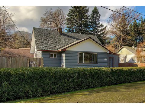 A home in North Bonneville