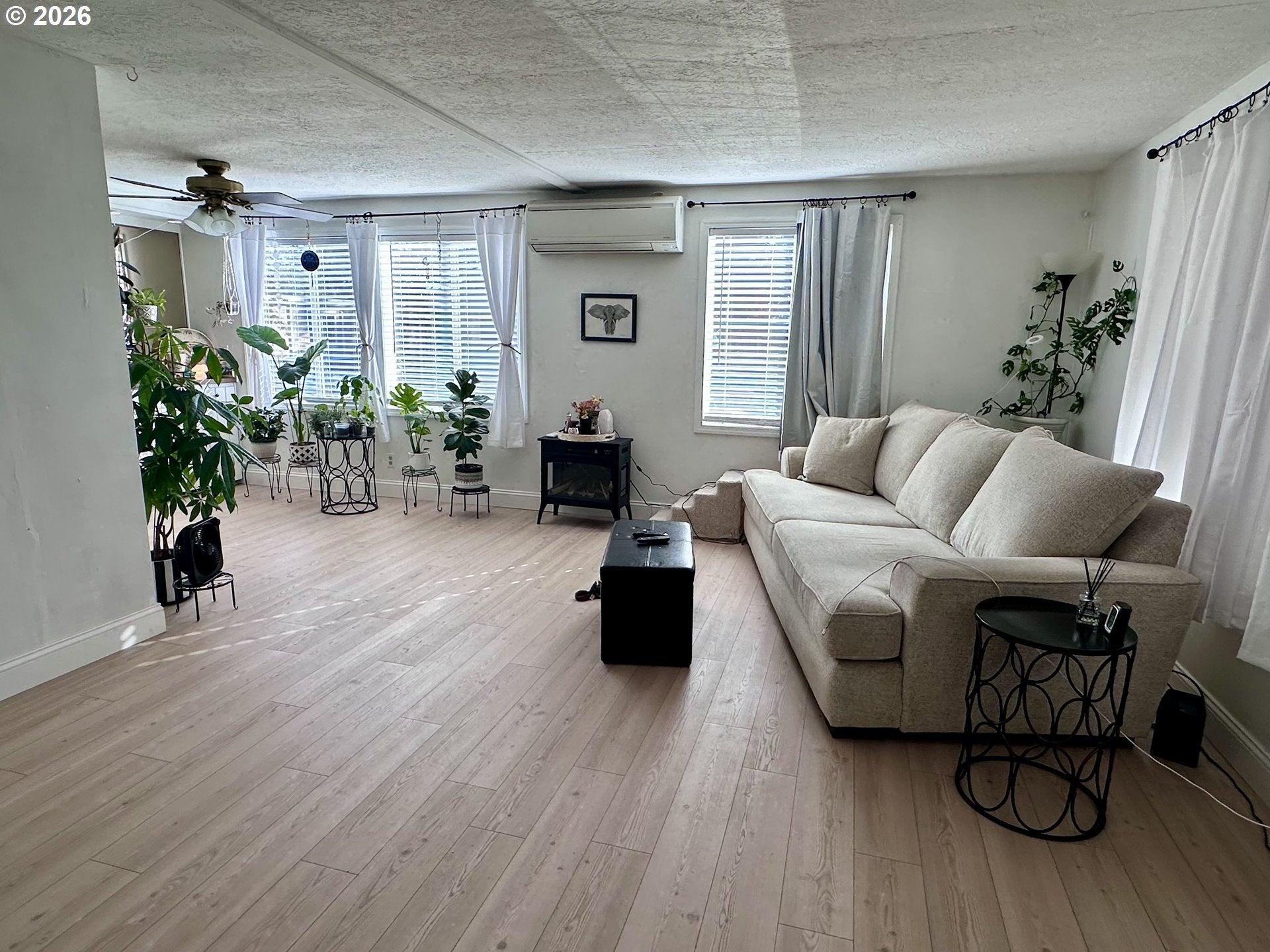 555 N DANEBO AVE 83