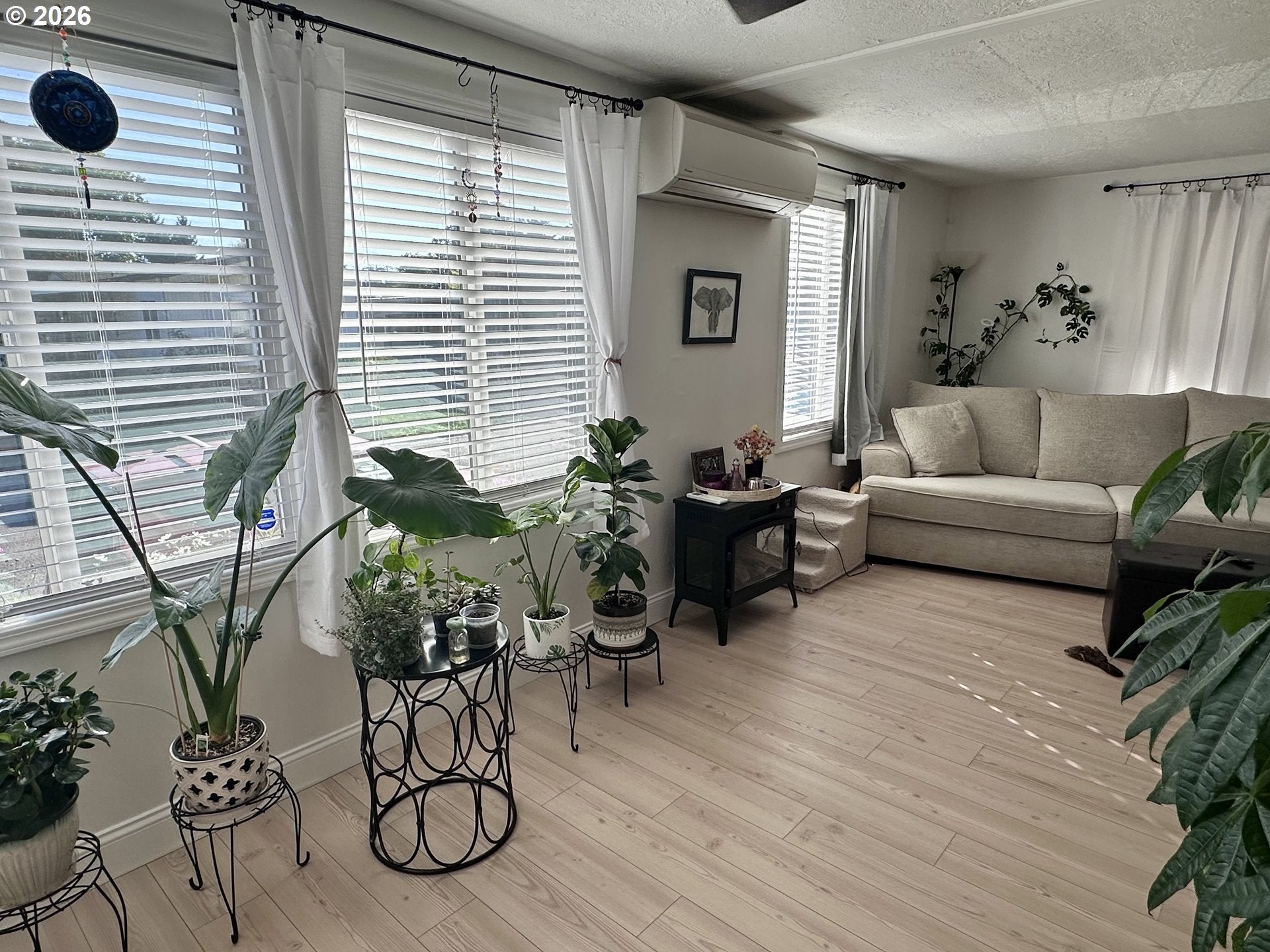 555 N DANEBO AVE 83