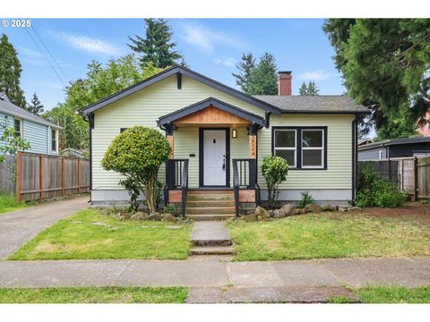 2024 NE HIGHLAND ST Portland OR 97211