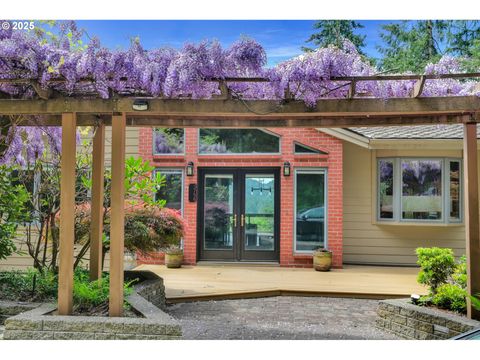 3758 PINE CANYON DR Eugene OR 97405