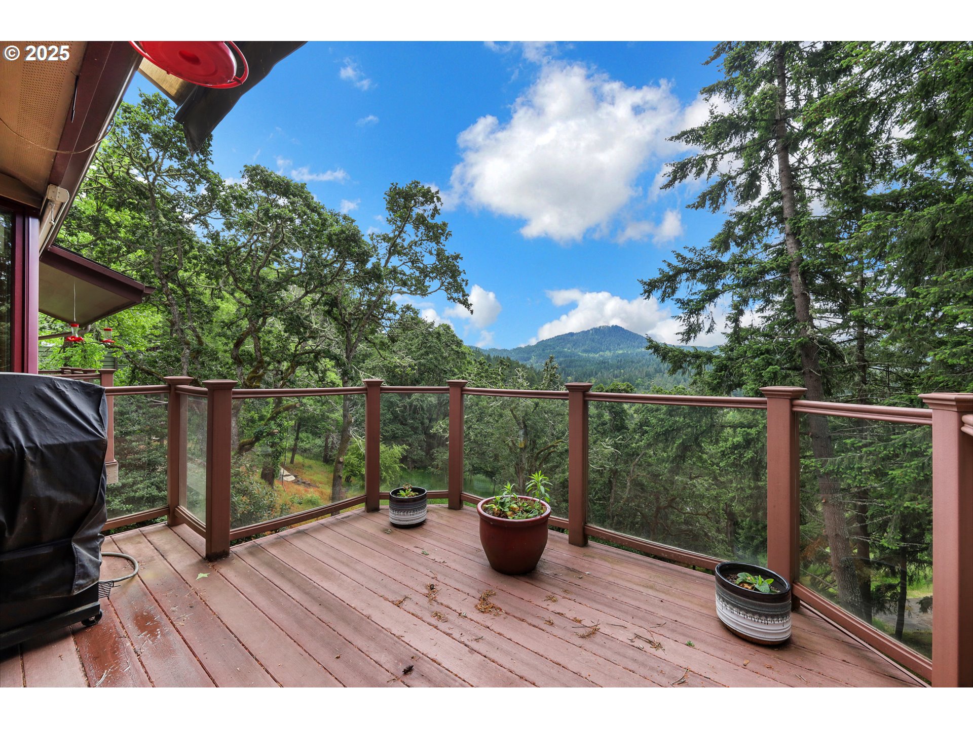 Eugene, Oregon 97405, United States, 4 Bedrooms Bedrooms, ,4 BathroomsBathrooms,Residential,Active,139529