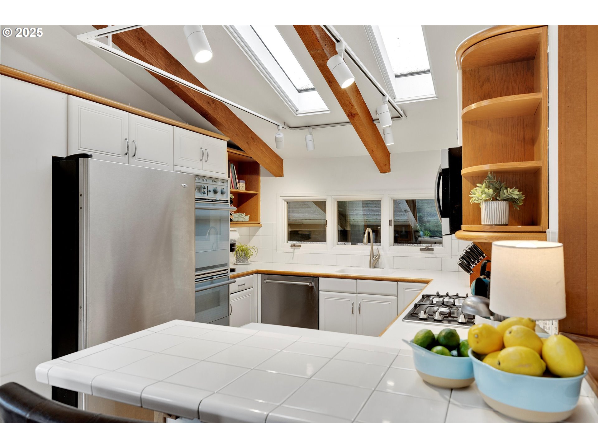 Tigard, Oregon 97224, United States, 3 Bedrooms Bedrooms, ,2 BathroomsBathrooms,Residential,Pending,102399