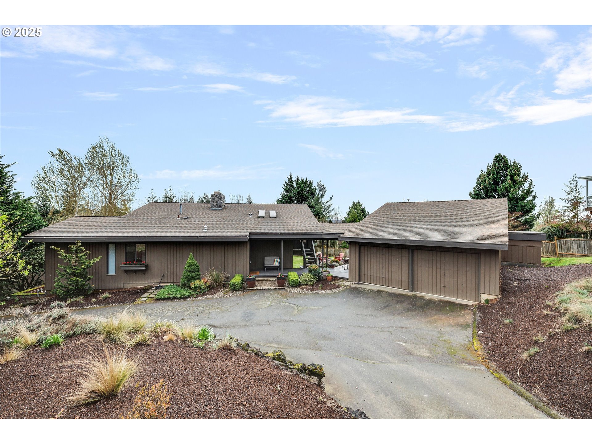 Tigard, Oregon 97224, United States, 3 Bedrooms Bedrooms, ,2 BathroomsBathrooms,Residential,Pending,102399