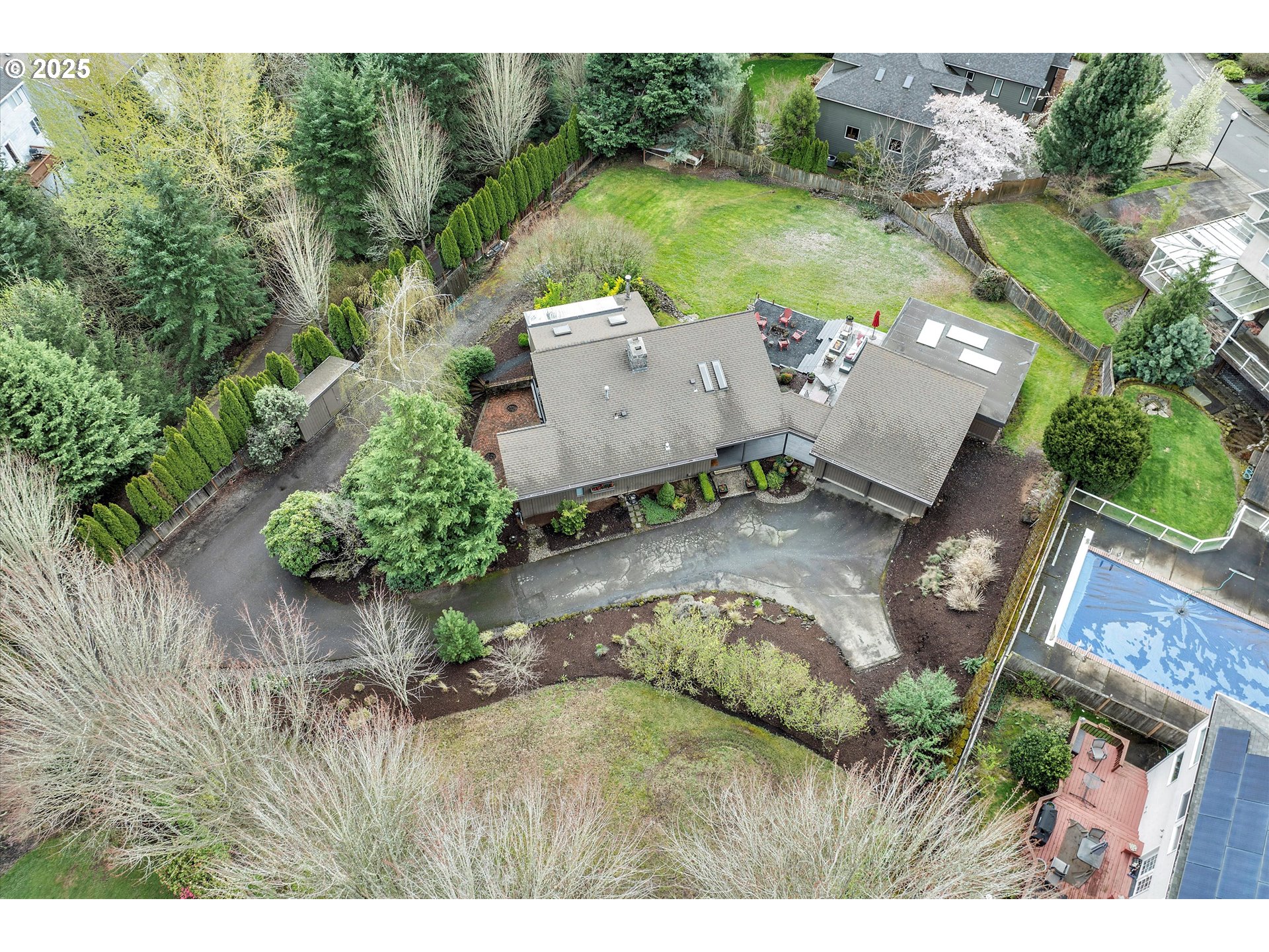 Tigard, Oregon 97224, United States, 3 Bedrooms Bedrooms, ,2 BathroomsBathrooms,Residential,Pending,102399