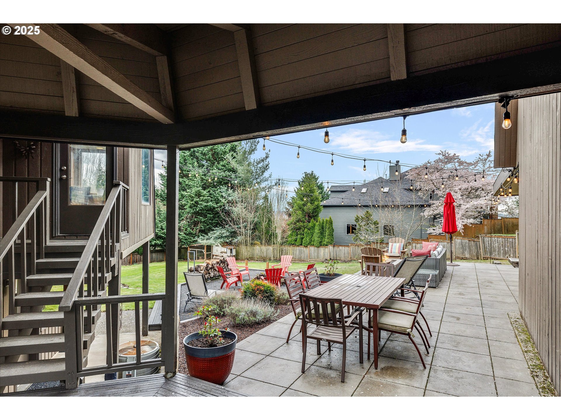 Tigard, Oregon 97224, United States, 3 Bedrooms Bedrooms, ,2 BathroomsBathrooms,Residential,Pending,102399