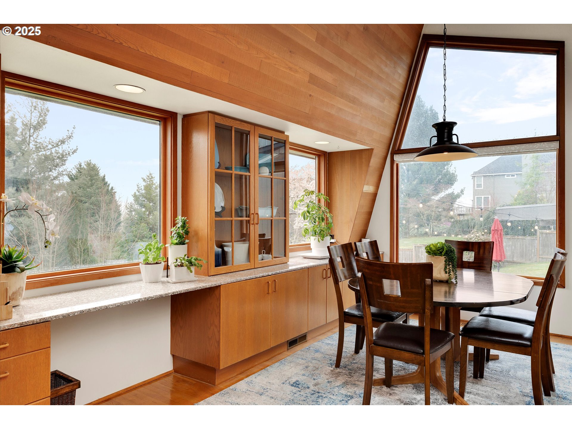 Tigard, Oregon 97224, United States, 3 Bedrooms Bedrooms, ,2 BathroomsBathrooms,Residential,Pending,102399