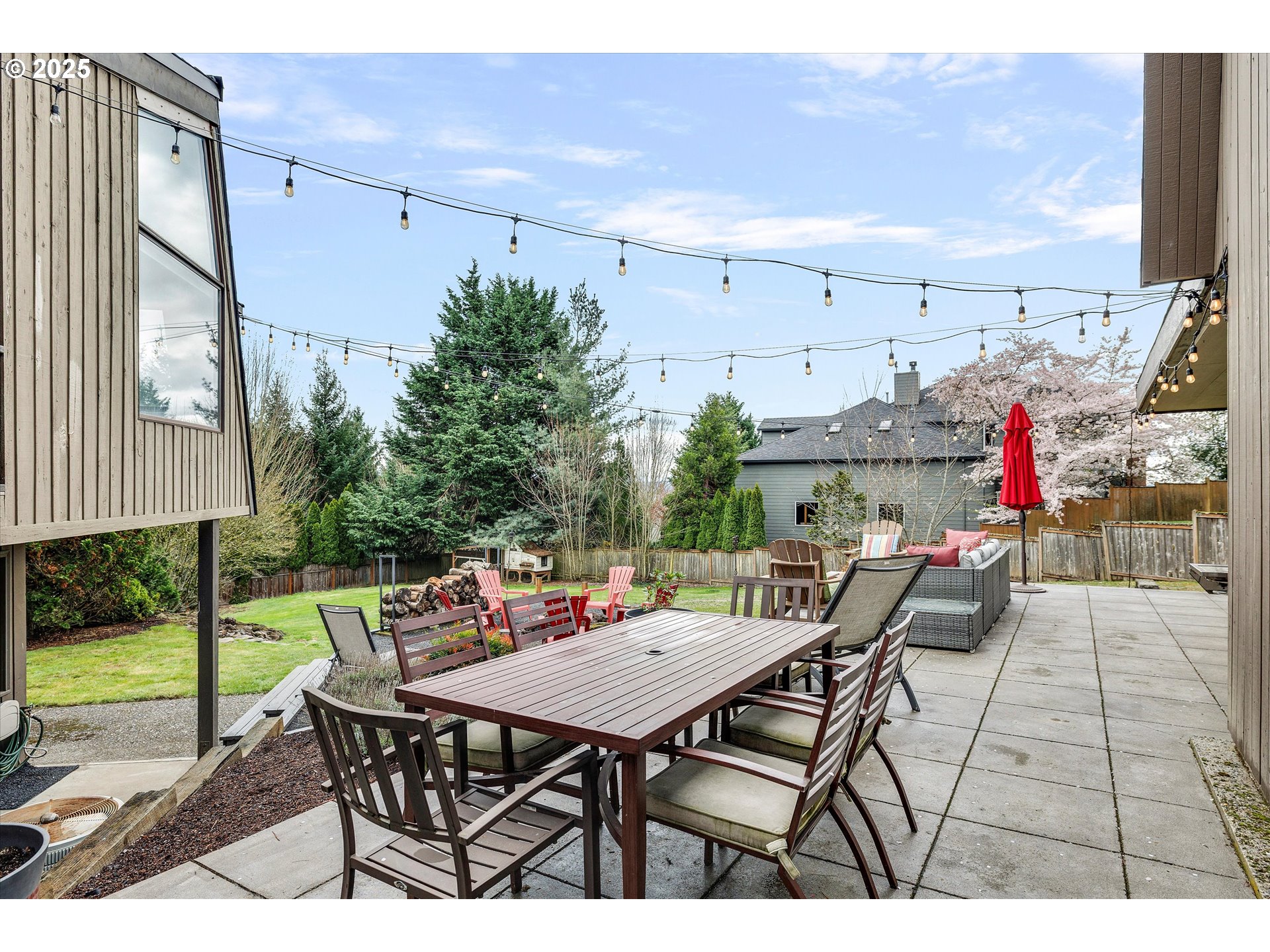 Tigard, Oregon 97224, United States, 3 Bedrooms Bedrooms, ,2 BathroomsBathrooms,Residential,Pending,102399