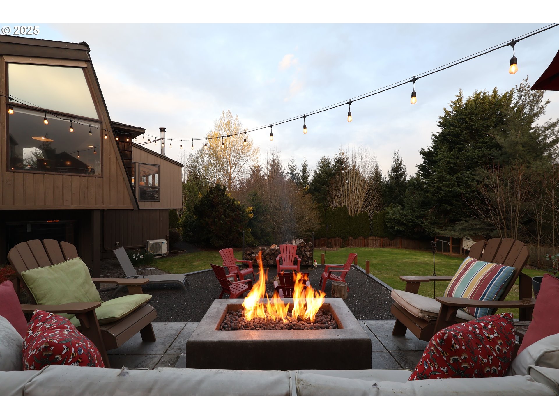 Tigard, Oregon 97224, United States, 3 Bedrooms Bedrooms, ,2 BathroomsBathrooms,Residential,Pending,102399