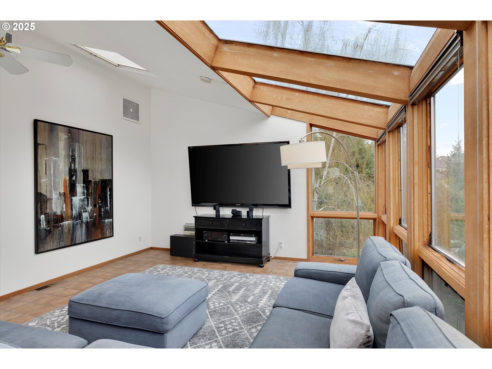 Tigard, Oregon 97224, United States, 3 Bedrooms Bedrooms, ,2 BathroomsBathrooms,Residential,Pending,102399