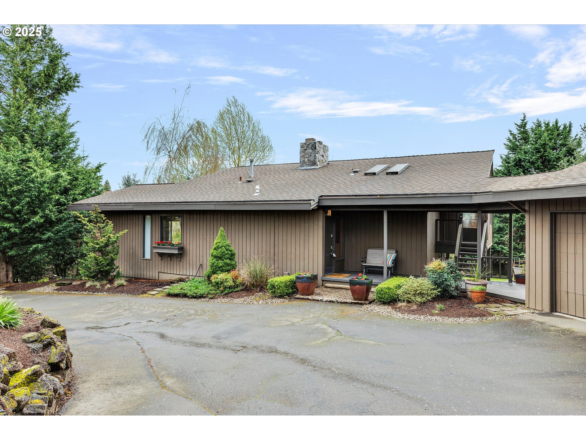 Tigard, Oregon 97224, United States, 3 Bedrooms Bedrooms, ,2 BathroomsBathrooms,Residential,Pending,102399