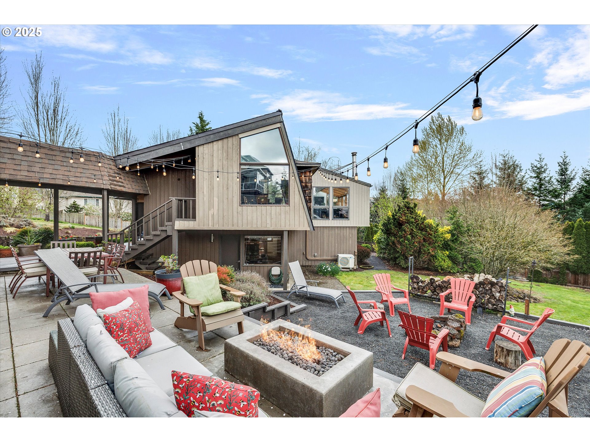 Tigard, Oregon 97224, United States, 3 Bedrooms Bedrooms, ,2 BathroomsBathrooms,Residential,Pending,102399