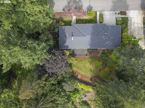 A home in Newberg