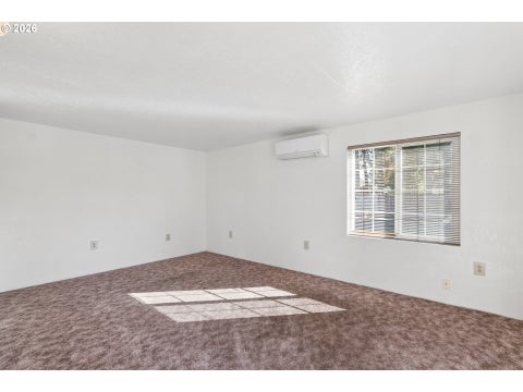 Tiny photo for 82600 Green Valley St, Creswell, OR 97426 (MLS # 420244305)