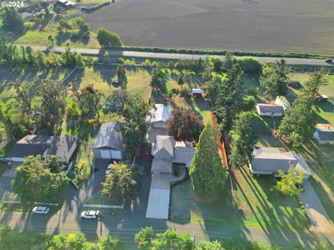 A home in Pleasant Hill