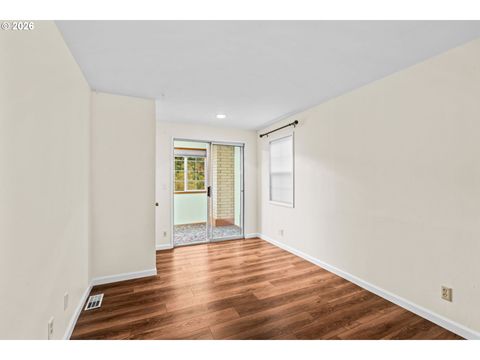 Tiny photo for 81541 Davisson Rd, Creswell, OR 97426 (MLS # 541263726)