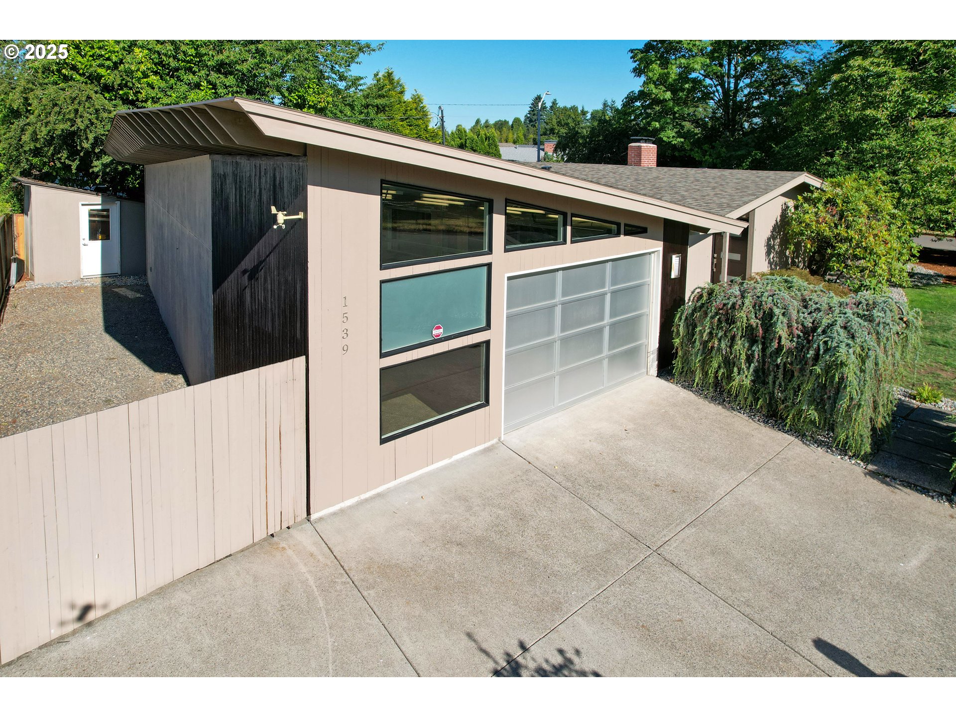 1539 NE 129TH PL