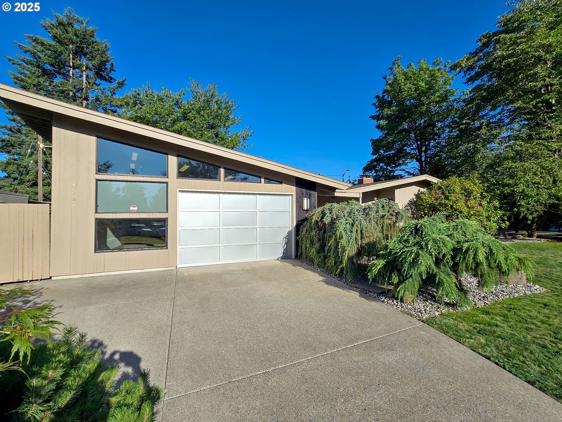 1539 NE 129TH PL
