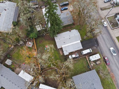 A home in Cottage Grove