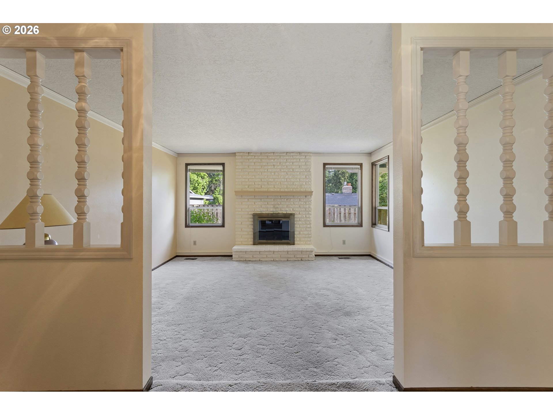 2571 TROY CT