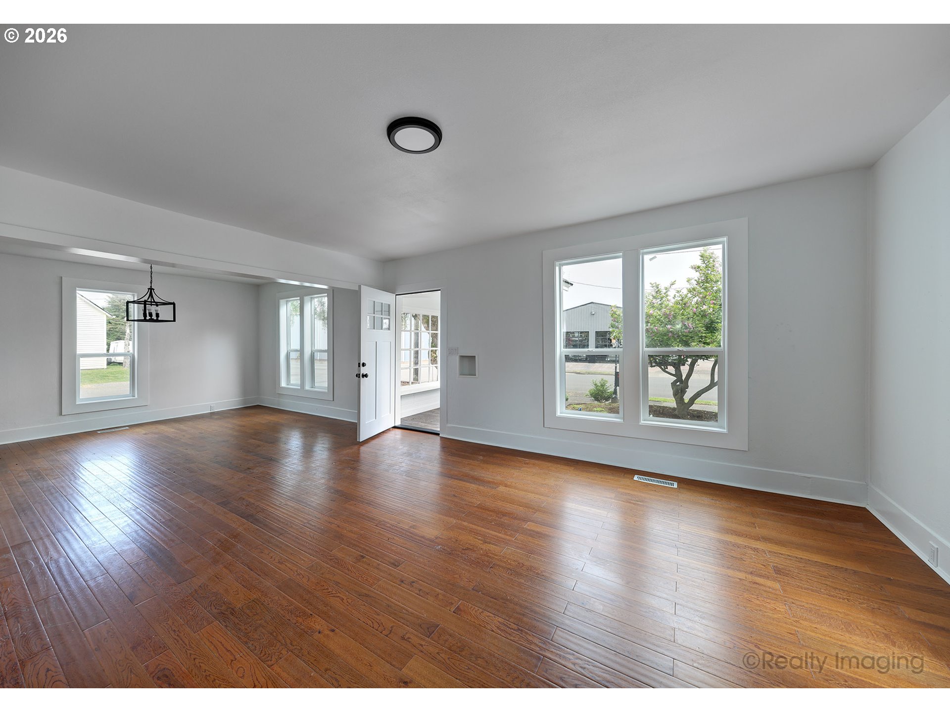 1303 1ST ST