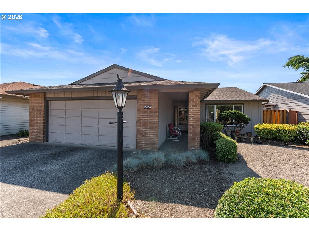 15800 SW ALDERBROOK CIR