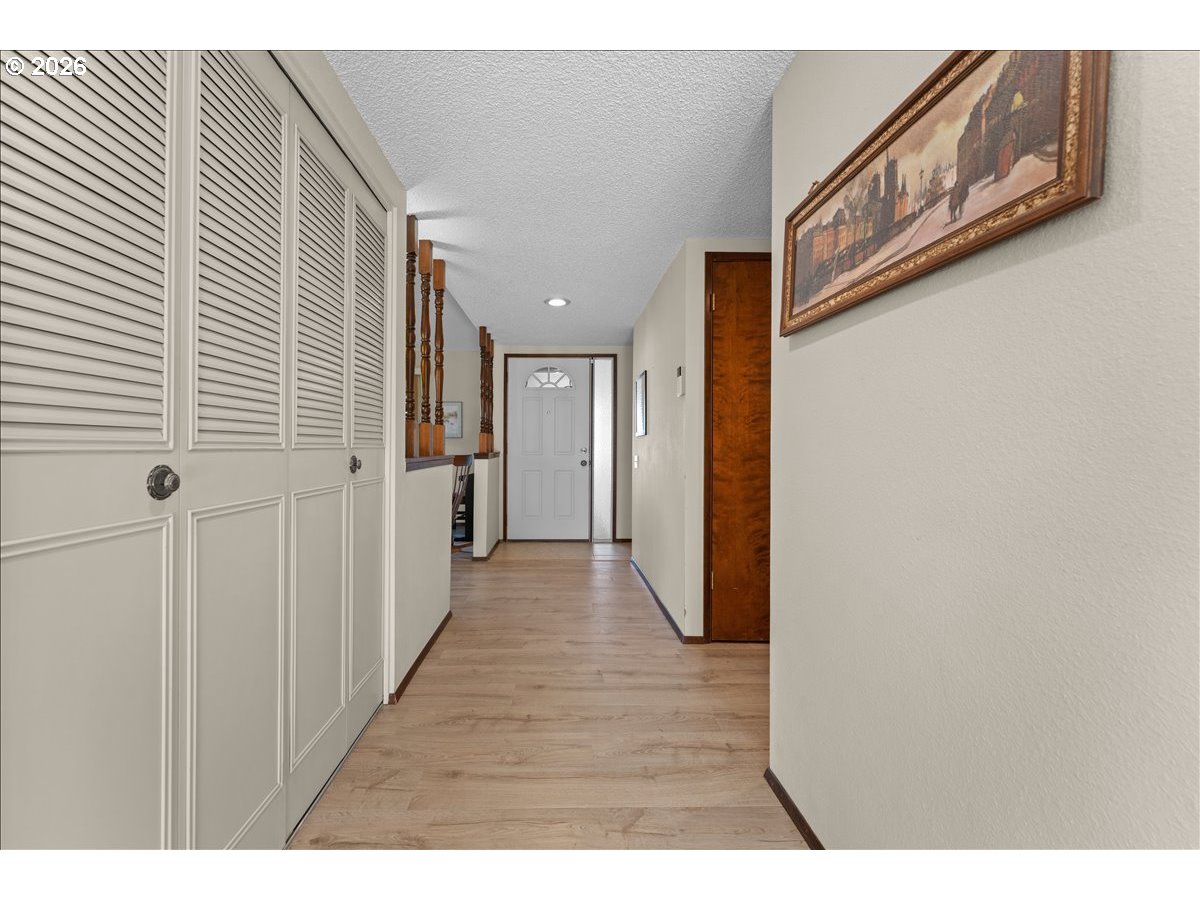 15800 SW ALDERBROOK CIR