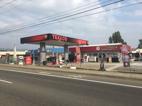 2000 E PORTLAND RD Newberg OR 97132