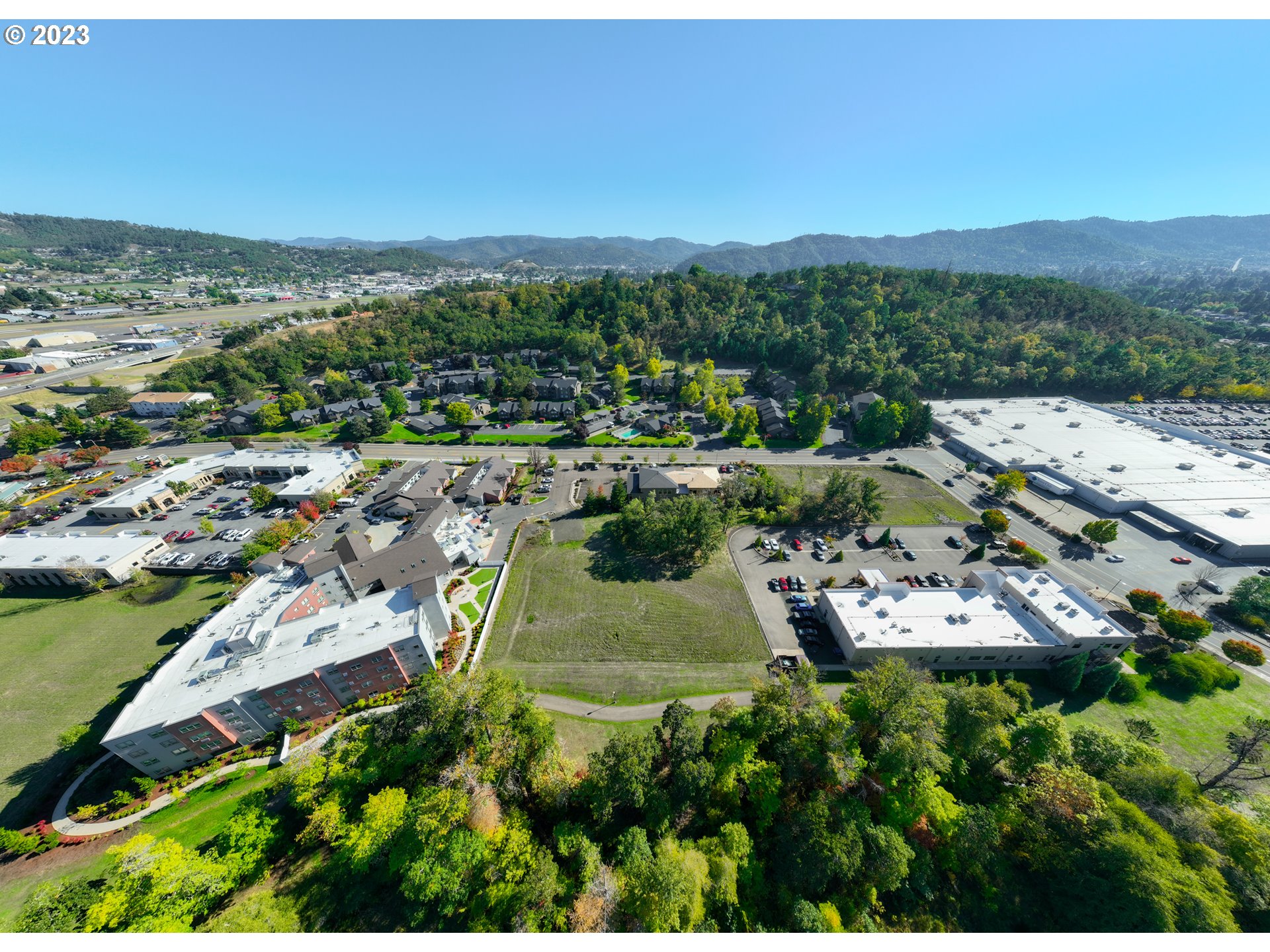 2470 NW EDENBOWER BLVD #2