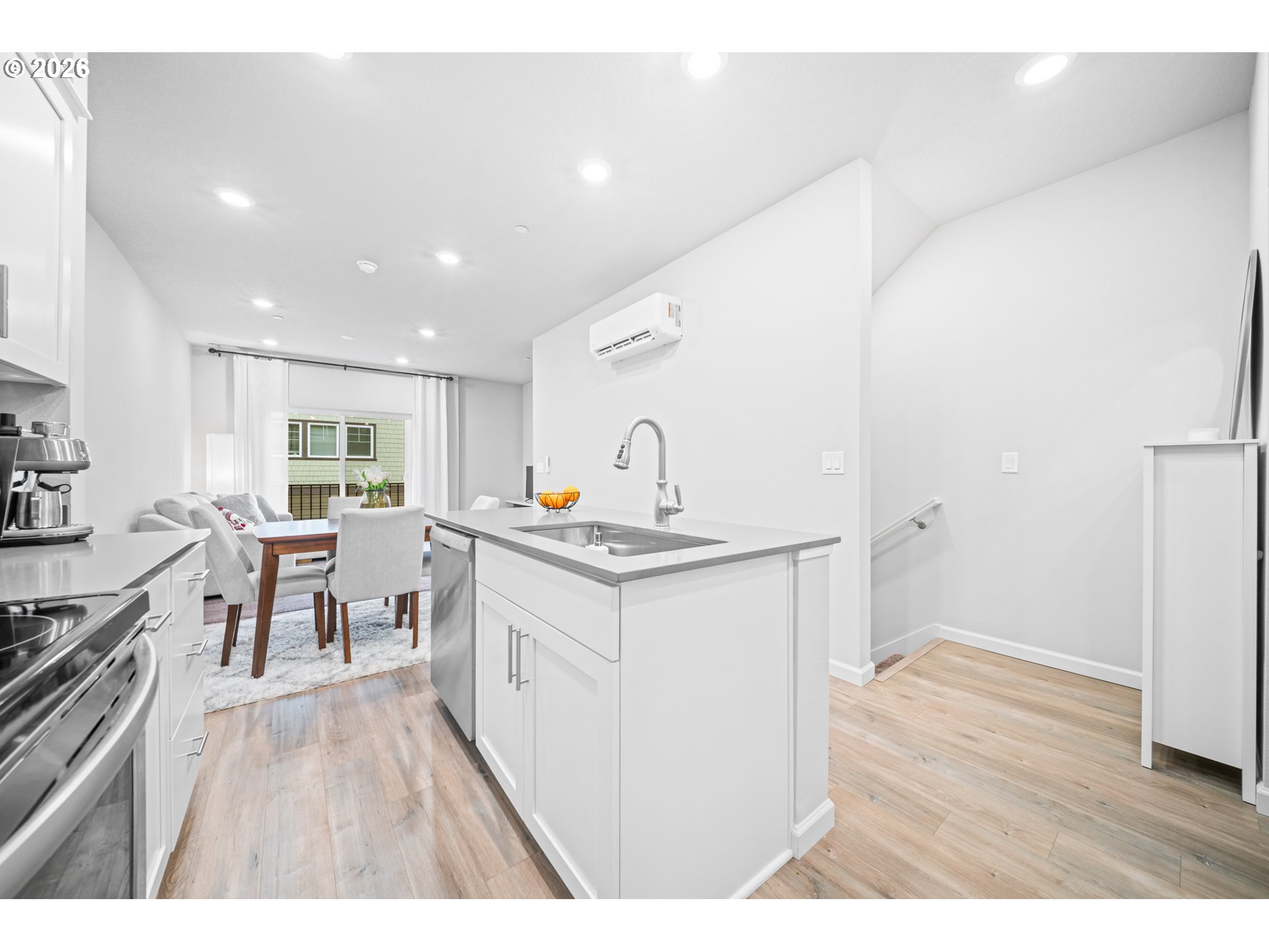 12043 SE HIGH CREEK RD E