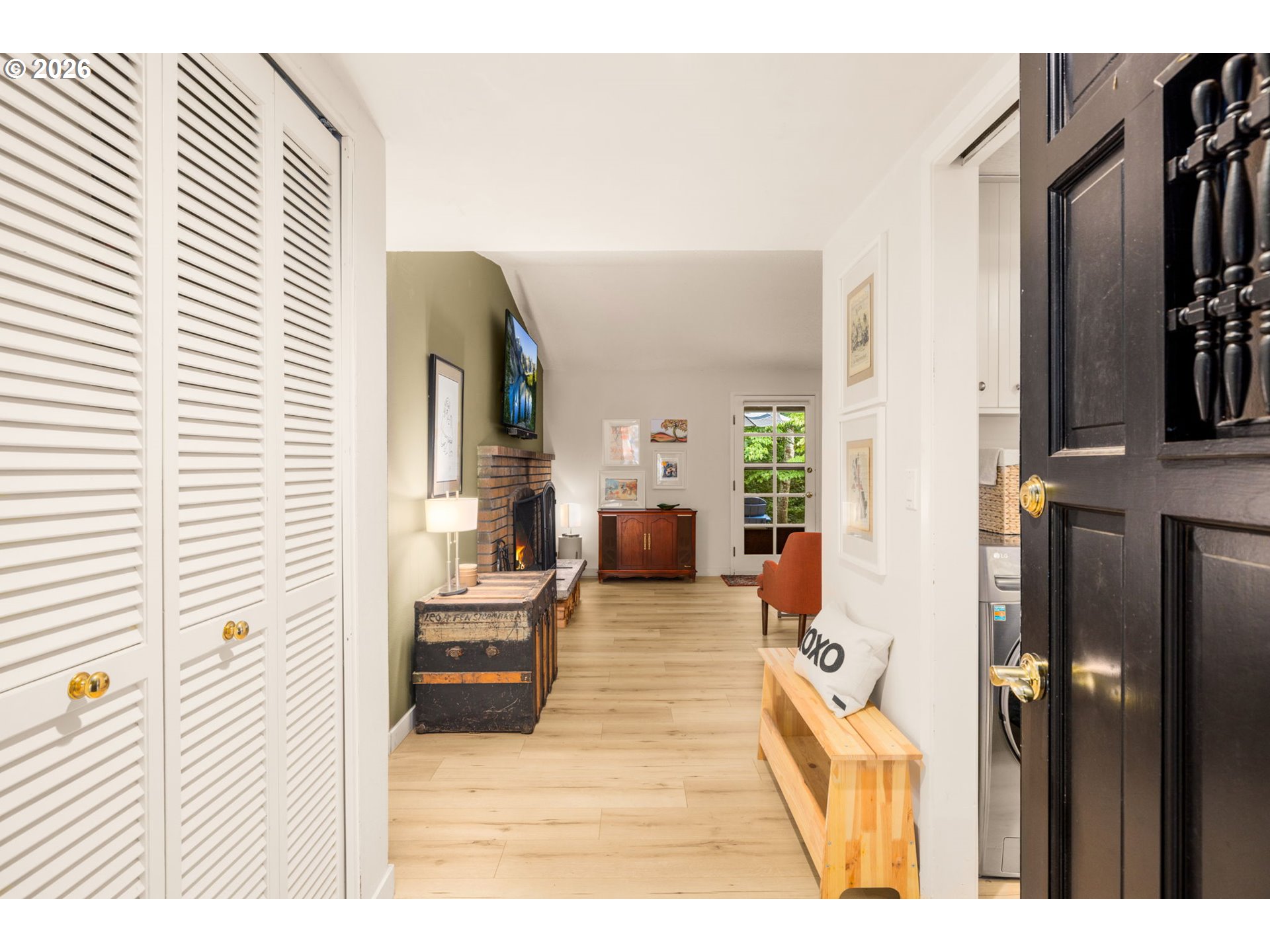 4363 WOODSIDE CIR